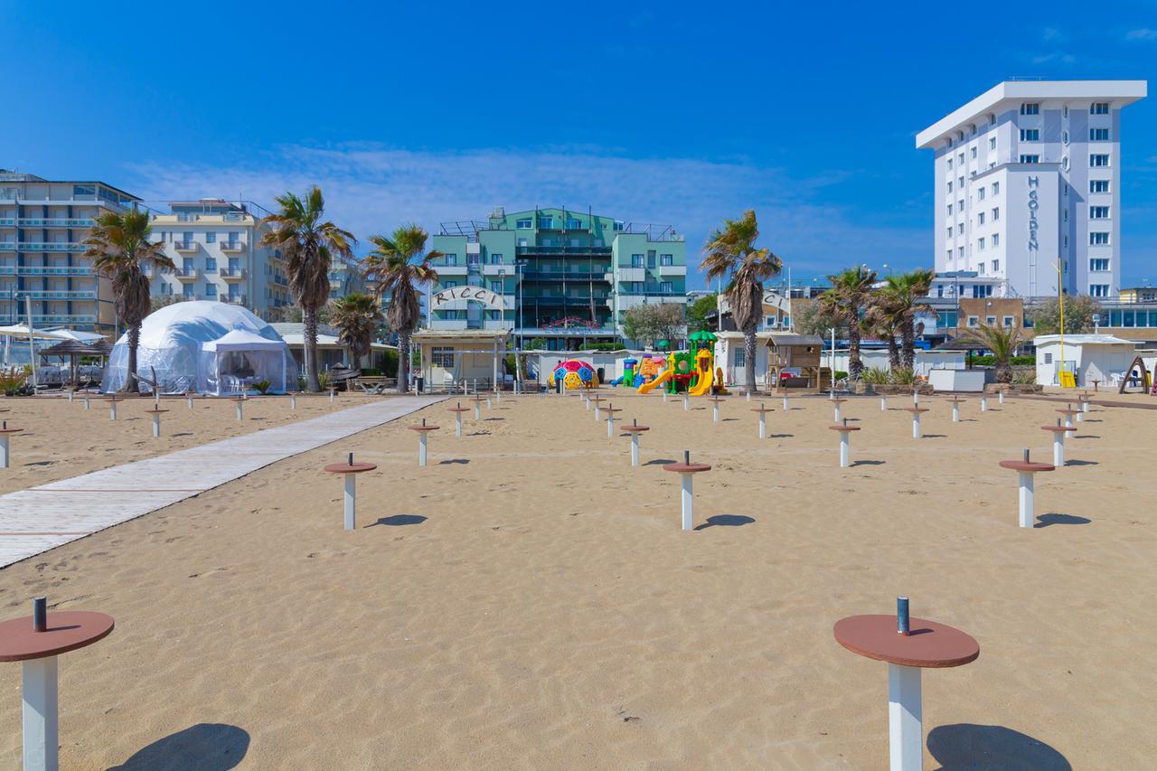 Hotel Executive La Fiorita リミニ エクステリア 写真